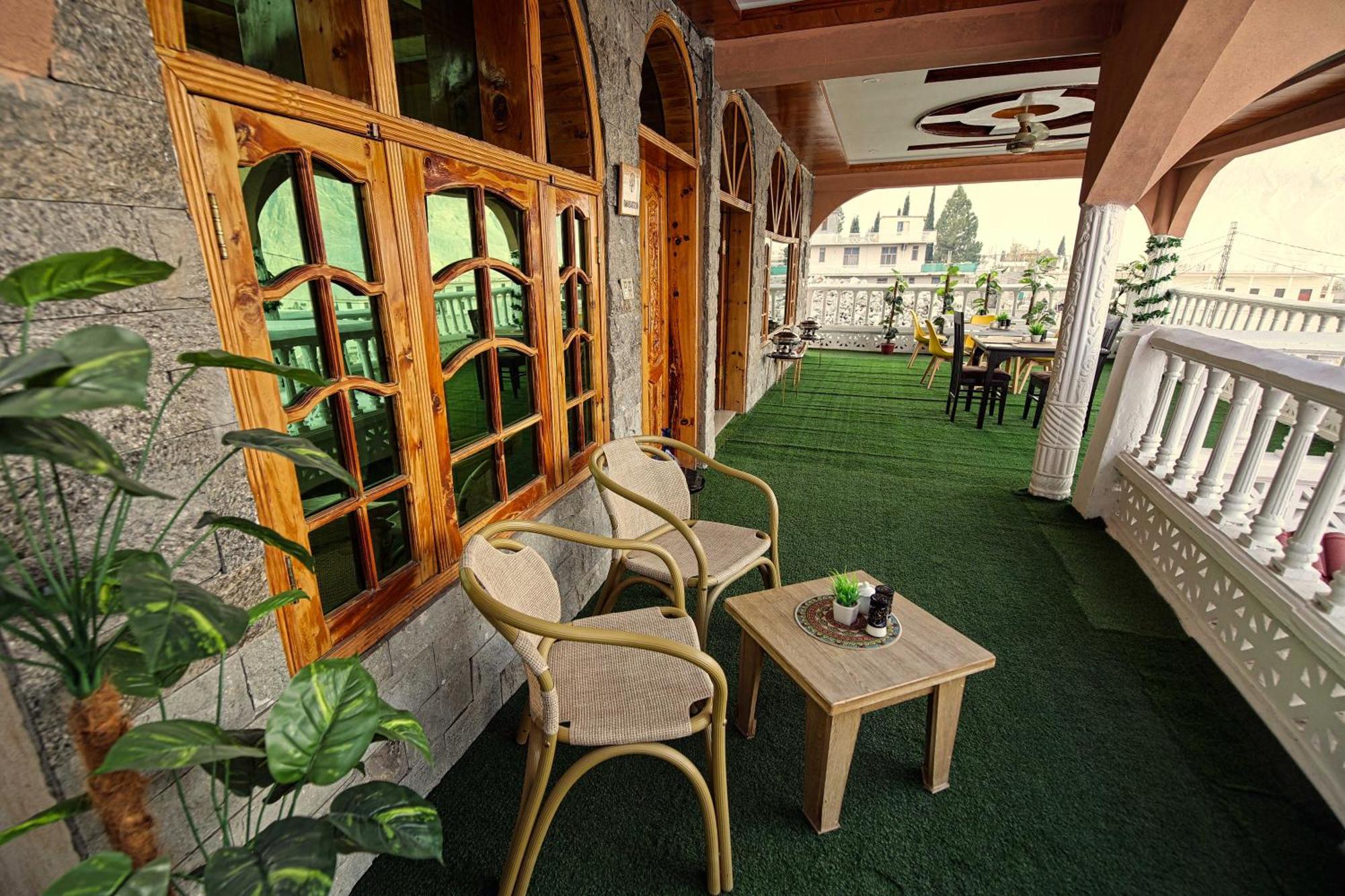 Oak Residency Hotel Gilgit Exterior photo